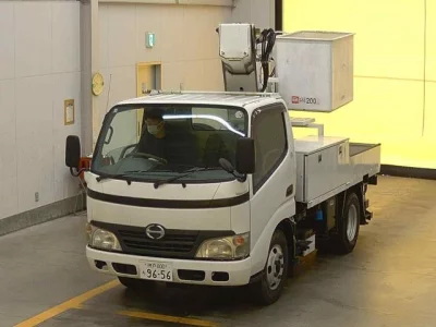 Hino DUTRO  с аукциона в Японии