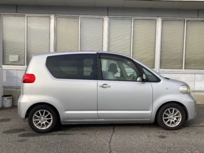 Toyota PORTE  с аукциона в Японии