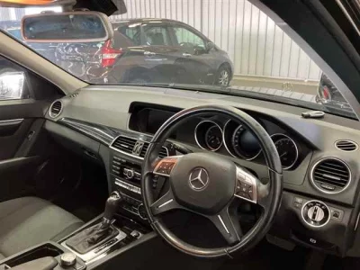 Mercedes-Benz C CLASS  с аукциона в Японии