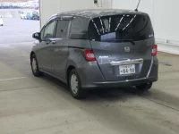 Honda FREED лот № 2221 оценка RA  с аукциона в Японии 1