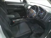 Mitsubishi OUTLANDER лот № 7013 оценка 3  с аукциона в Японии 3