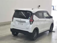 Mitsubishi EK X лот № 93 оценка 4  с аукциона в Японии 4