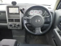 Nissan CUBE лот № 3801 оценка 3.5  с аукциона в Японии 2