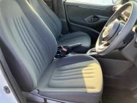 Toyota YARIS лот № 25032 оценка 5  с аукциона в Японии 6