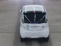 Mitsubishi I-MIEV лот № 2235 оценка RA  с аукциона в Японии 2