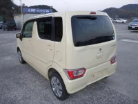 Suzuki WAGON R лот № 3806 оценка 3.5  с аукциона в Японии 1