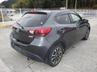 Mazda DEMIO лот № 3807 оценка R  с аукциона в Японии 4