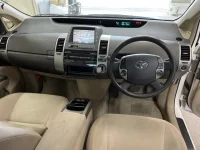 Toyota PRIUS лот № 2238 оценка RA  с аукциона в Японии 4
