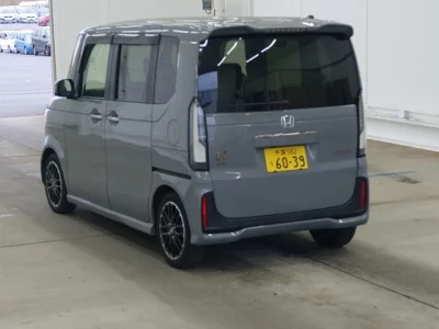 Honda N BOX  с аукциона в Японии