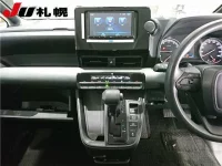 Toyota NOAH лот № 1018 оценка 4  с аукциона в Японии 5