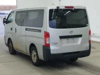 Nissan CARAVAN VAN лот № 2251 оценка 3  с аукциона в Японии 1