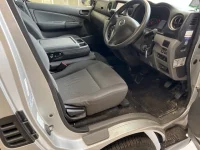 Nissan CARAVAN VAN лот № 2251 оценка 3  с аукциона в Японии 3