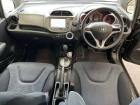 Honda FIT лот № 2249 оценка 3  с аукциона в Японии 4