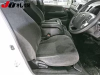 Toyota HIACE лот № 1026 оценка 4  с аукциона в Японии 4