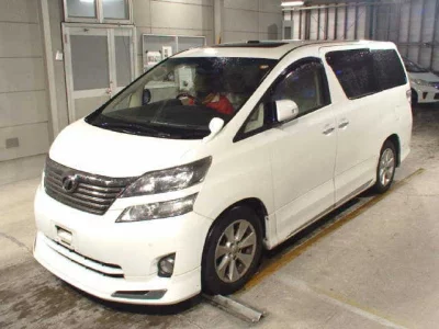 Toyota VELLFIRE  с аукциона в Японии