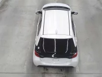 Toyota YARIS лот № 25044 оценка 5  с аукциона в Японии 9