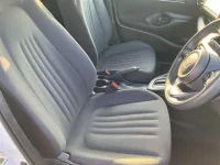 Toyota YARIS лот № 25044 оценка 5  с аукциона в Японии 6