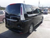 Nissan SERENA лот № 3853 оценка 3.5  с аукциона в Японии 4
