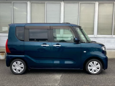 Daihatsu TANTO  с аукциона в Японии