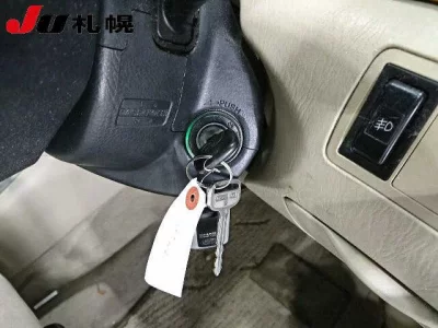 Toyota ALLEX  с аукциона в Японии