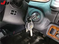 Toyota HARRIER лот № 1037 оценка 3  с аукциона в Японии 3