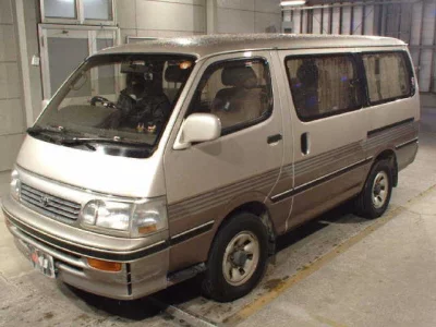 Toyota HIACE  с аукциона в Японии