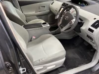 Toyota PRIUS ALPHA лот № 2280 оценка 4  с аукциона в Японии 3