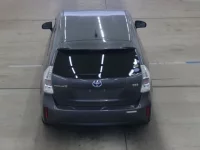 Toyota PRIUS ALPHA лот № 2280 оценка 4  с аукциона в Японии 2