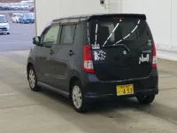 Suzuki WAGON R лот № 2282 оценка RA  с аукциона в Японии 1