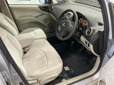 Mitsubishi COLT  с аукциона в Японии