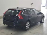 Volvo V60 лот № 25063 оценка 4  с аукциона в Японии 4