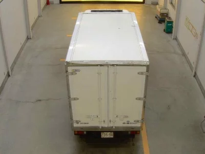 Isuzu ELF  с аукциона в Японии