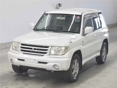 Mitsubishi PAJERO IO  с аукциона в Японии