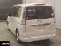 Nissan SERENA лот № 7061 оценка 3.5  с аукциона в Японии 1