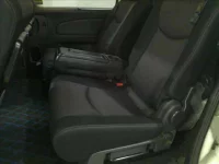 Nissan SERENA лот № 7061 оценка 3.5  с аукциона в Японии 5
