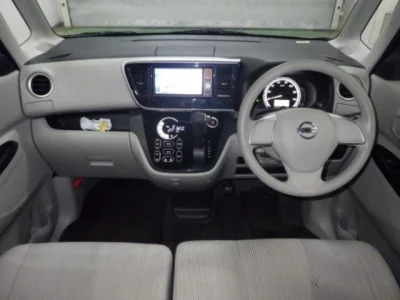 Nissan DAYZ ROOX  с аукциона в Японии