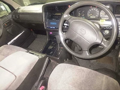 Toyota HIACE  с аукциона в Японии