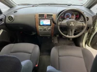 Mitsubishi COLT PLUS лот № 2305 оценка 3  с аукциона в Японии 4