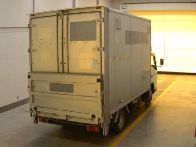 Mitsubishi CANTER  с аукциона в Японии