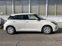 Suzuki SWIFT лот № 190 оценка 4.5  с аукциона в Японии 2