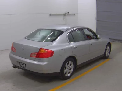 Nissan SKYLINE  с аукциона в Японии