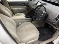 Toyota PRIUS лот № 2311 оценка RA  с аукциона в Японии 3