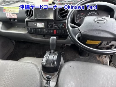 Hino DUTRO  с аукциона в Японии