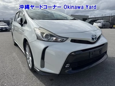 Toyota PRIUS ALPHA  с аукциона в Японии