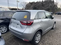 Honda FIT лот № 12 оценка 4  с аукциона в Японии 1