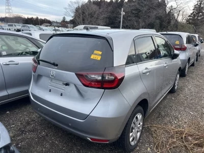 Honda FIT  с аукциона в Японии