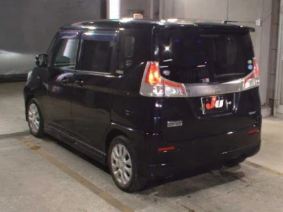 Mitsubishi DELICA D2