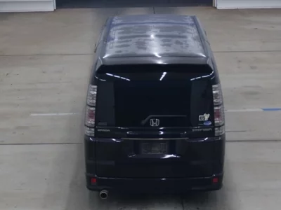 Honda STEP WAGON  с аукциона в Японии