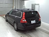 Volvo V70 лот № 2064 оценка 4  с аукциона в Японии 1