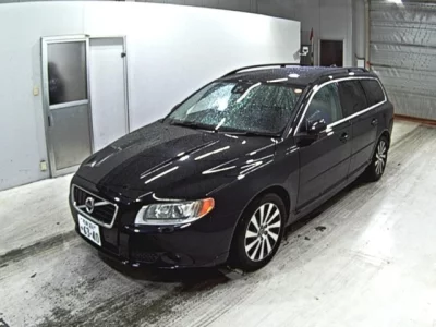 Volvo V70  с аукциона в Японии